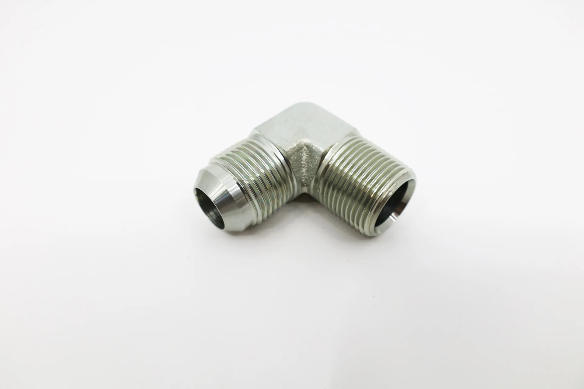 Adapteur,90 Deg,12 Male,Jic X 12 Male
